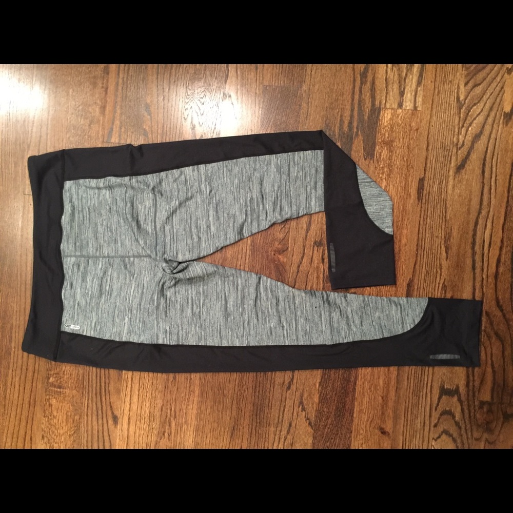 Merrell roam wild athletic tights - Picture 2 of 2